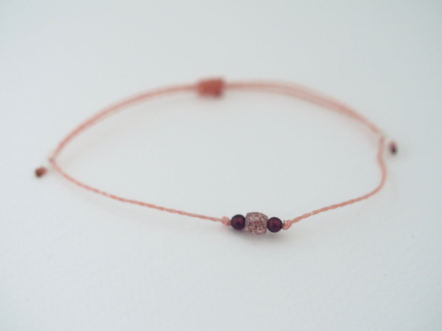 Bracelet porte bonheur glow up Your mind CONFITURE DE FRAISE - Magicae