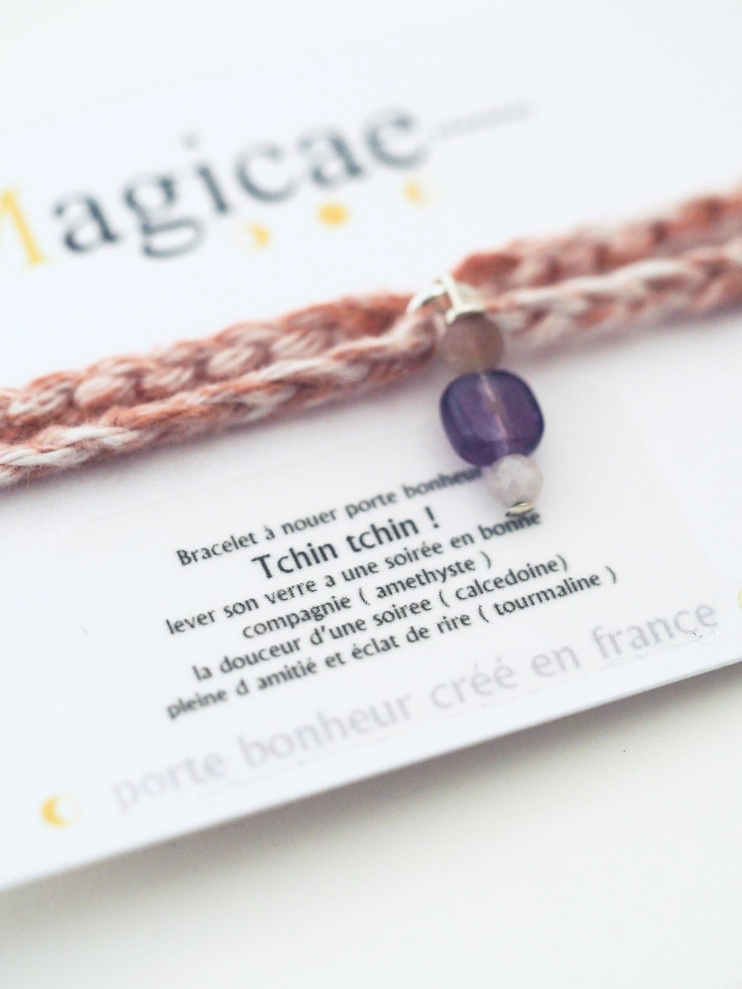 Bracelet porte bonheur a nouer TCHIN TCHIN ! - Magicae