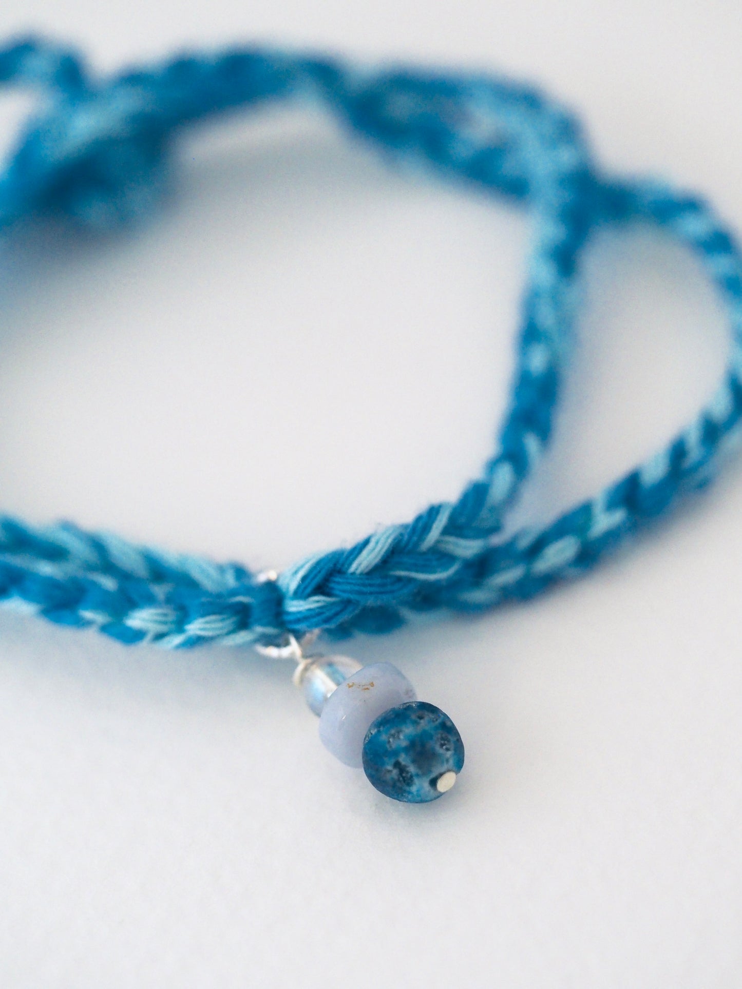 Bracelet porte bonheur a nouer THALASSO - Magicae