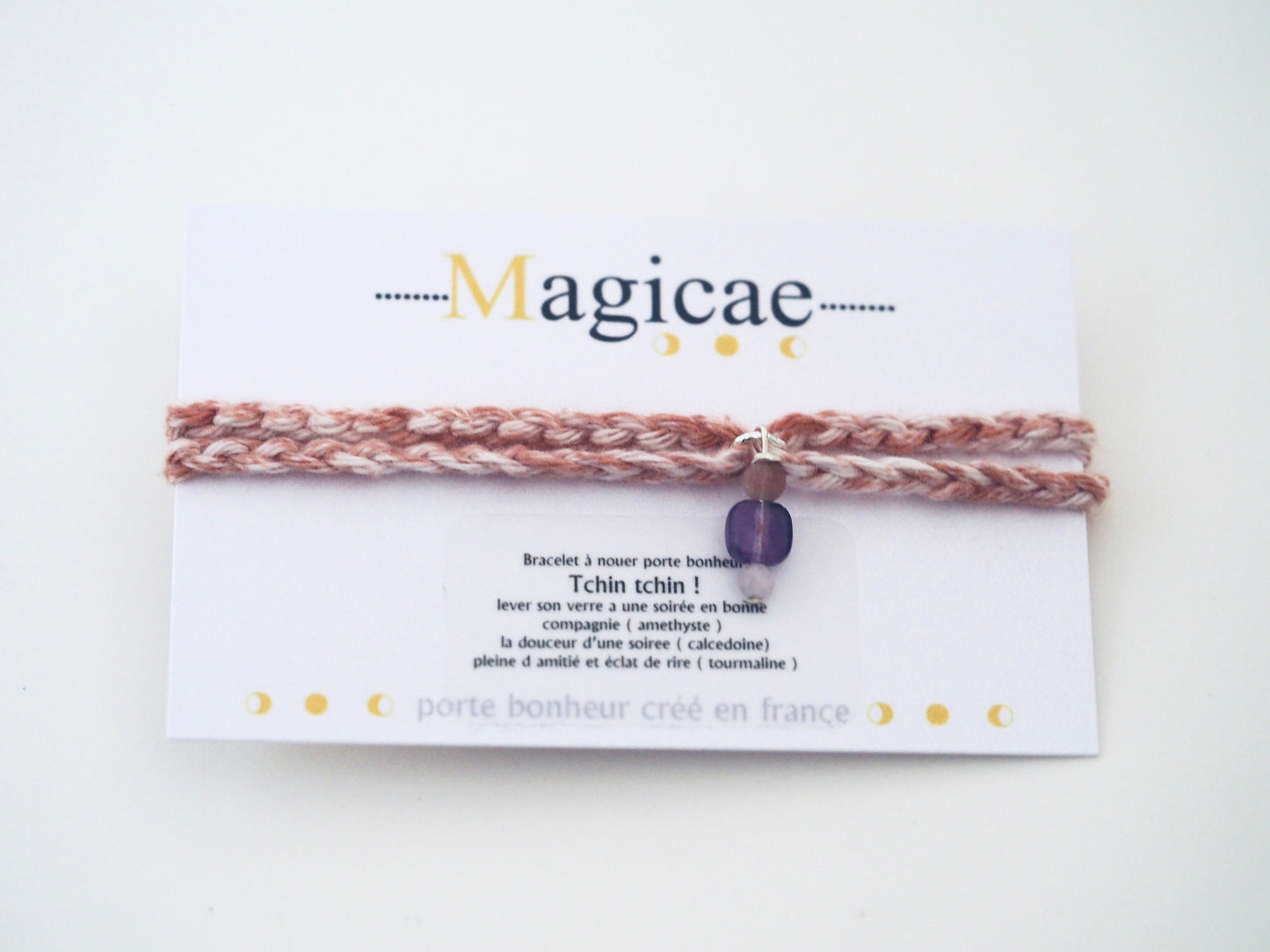 Bracelet porte bonheur a nouer TCHIN TCHIN ! - Magicae