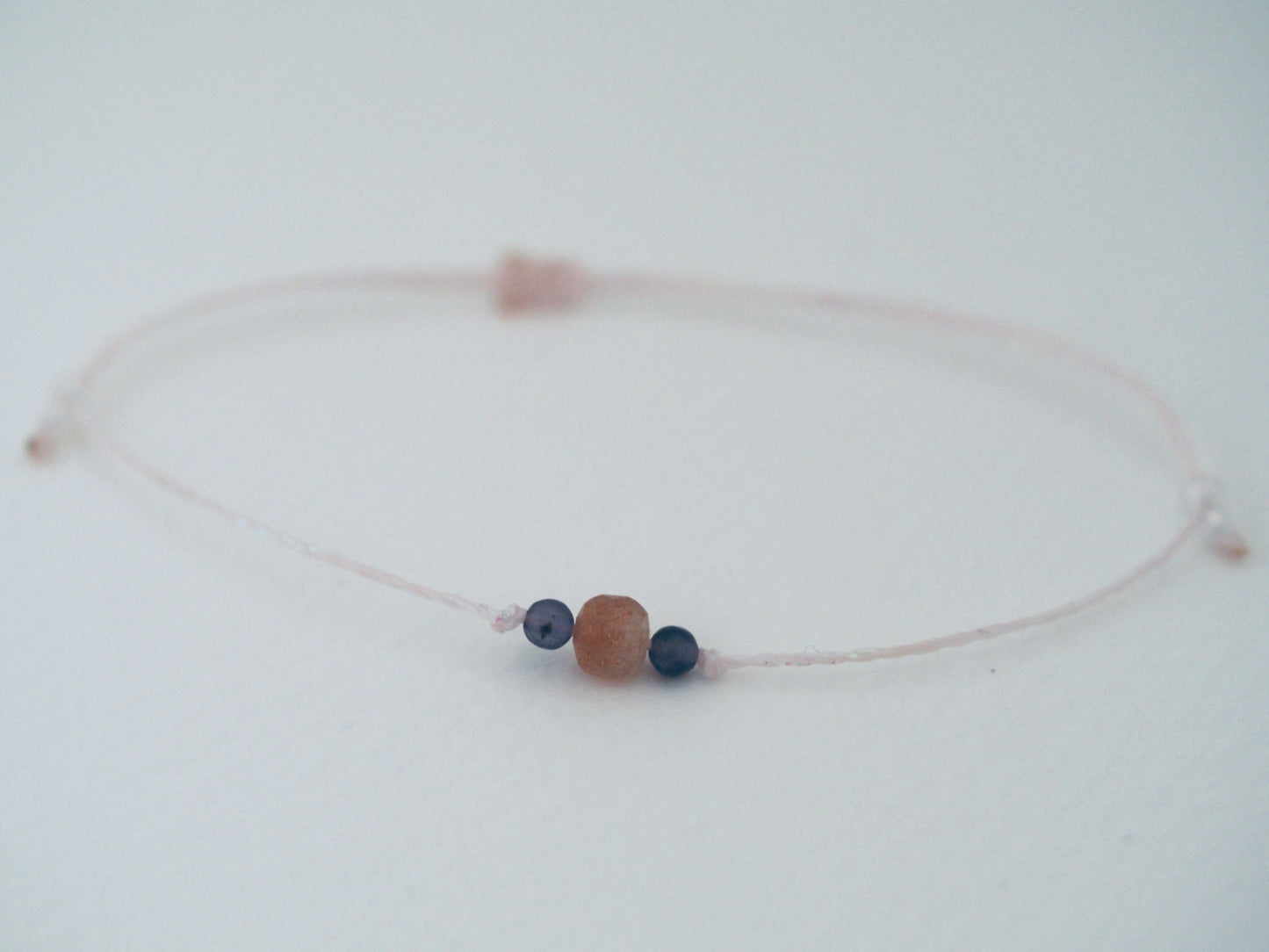 Bracelet porte bonheur glow up Your mind LEVER DE SOLEIL - Magicae