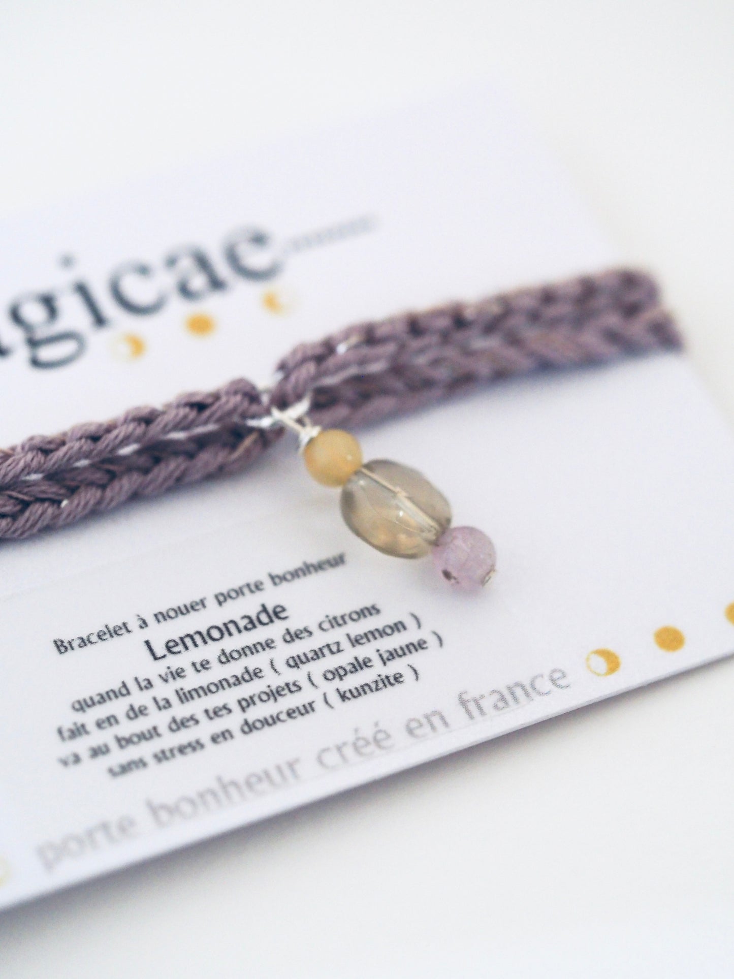 Bracelet porte bonheur a nouer Lemonade - Magicae