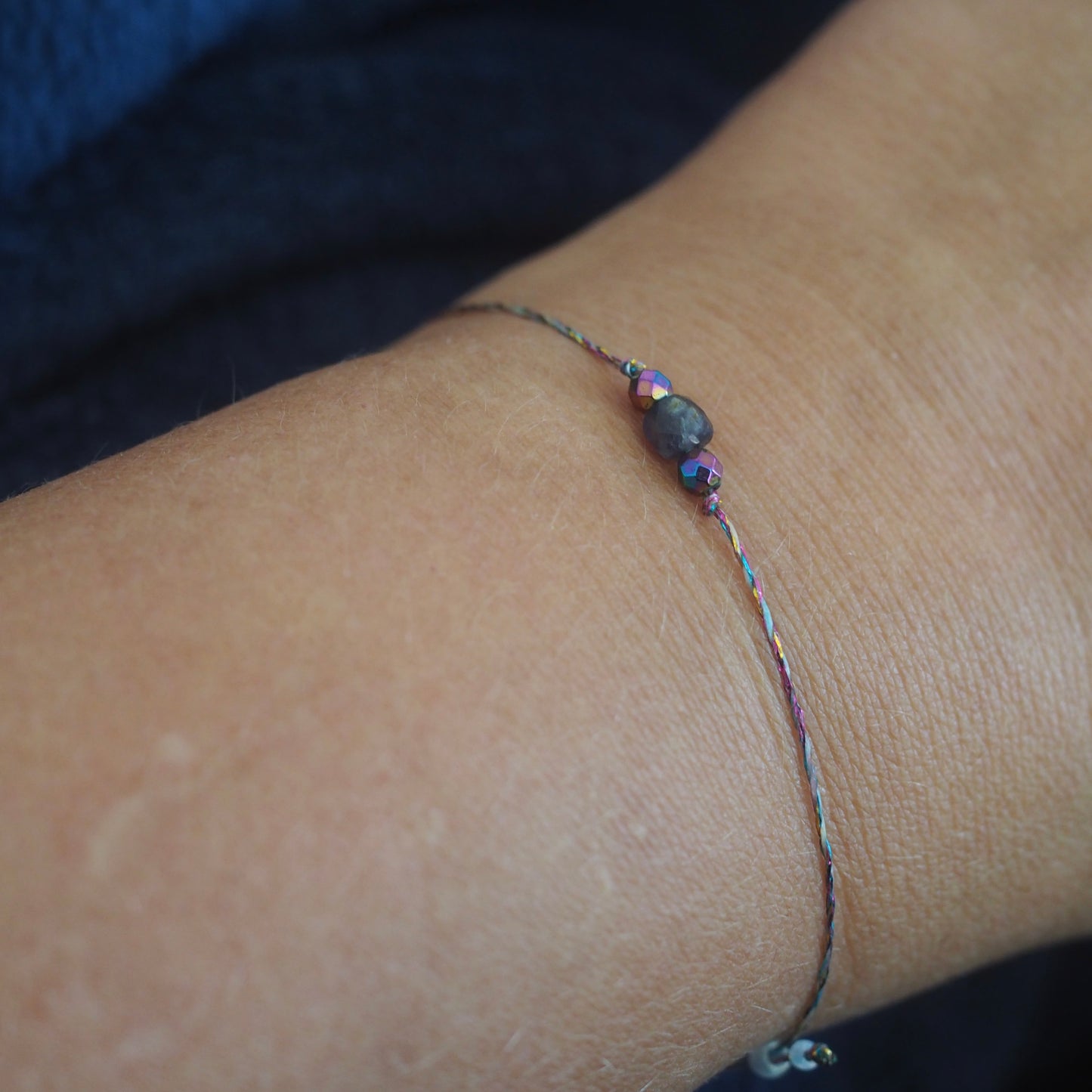 Bracelet porte bonheur glow up Your mind BOULE A FACETTE - Magicae