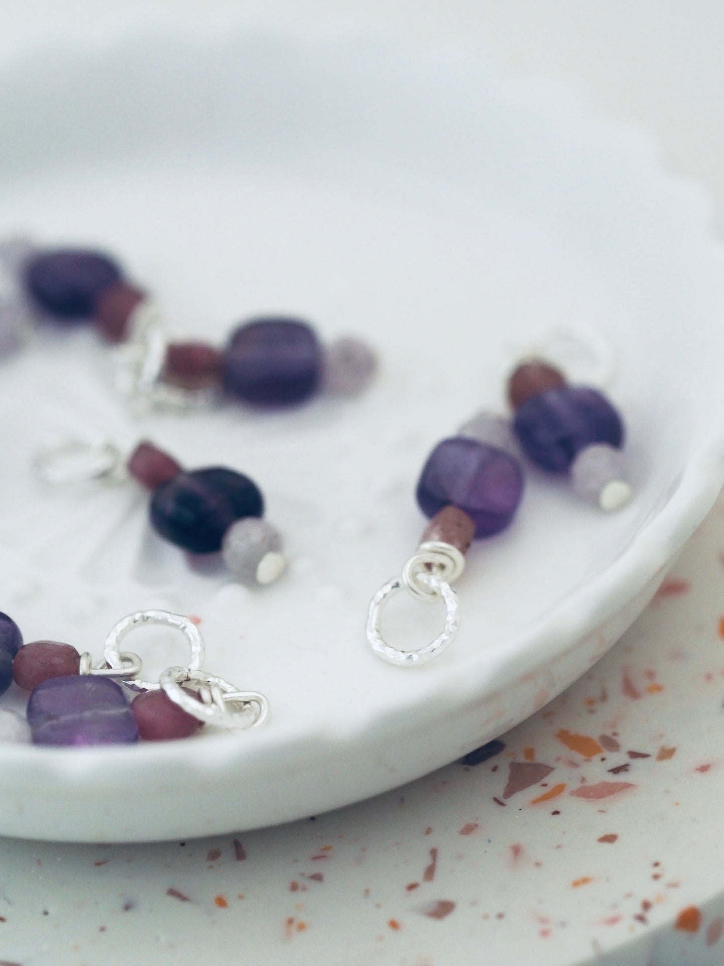 Bracelet porte bonheur a nouer TCHIN TCHIN ! - Magicae