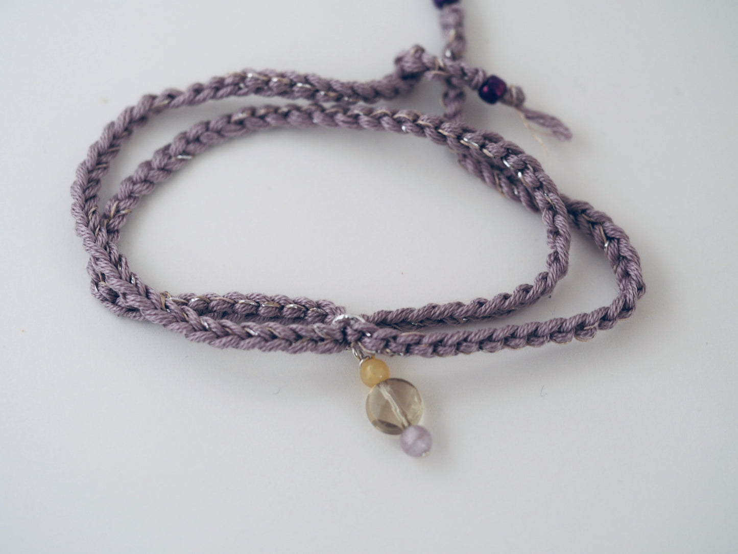 Bracelet porte bonheur a nouer Lemonade - Magicae