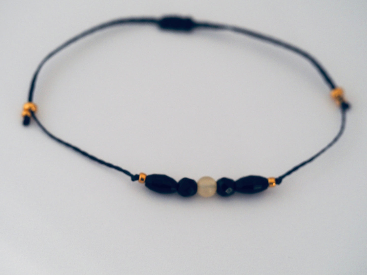 Bracelet porte bonheur . Joyeux anniversaire - Magicae