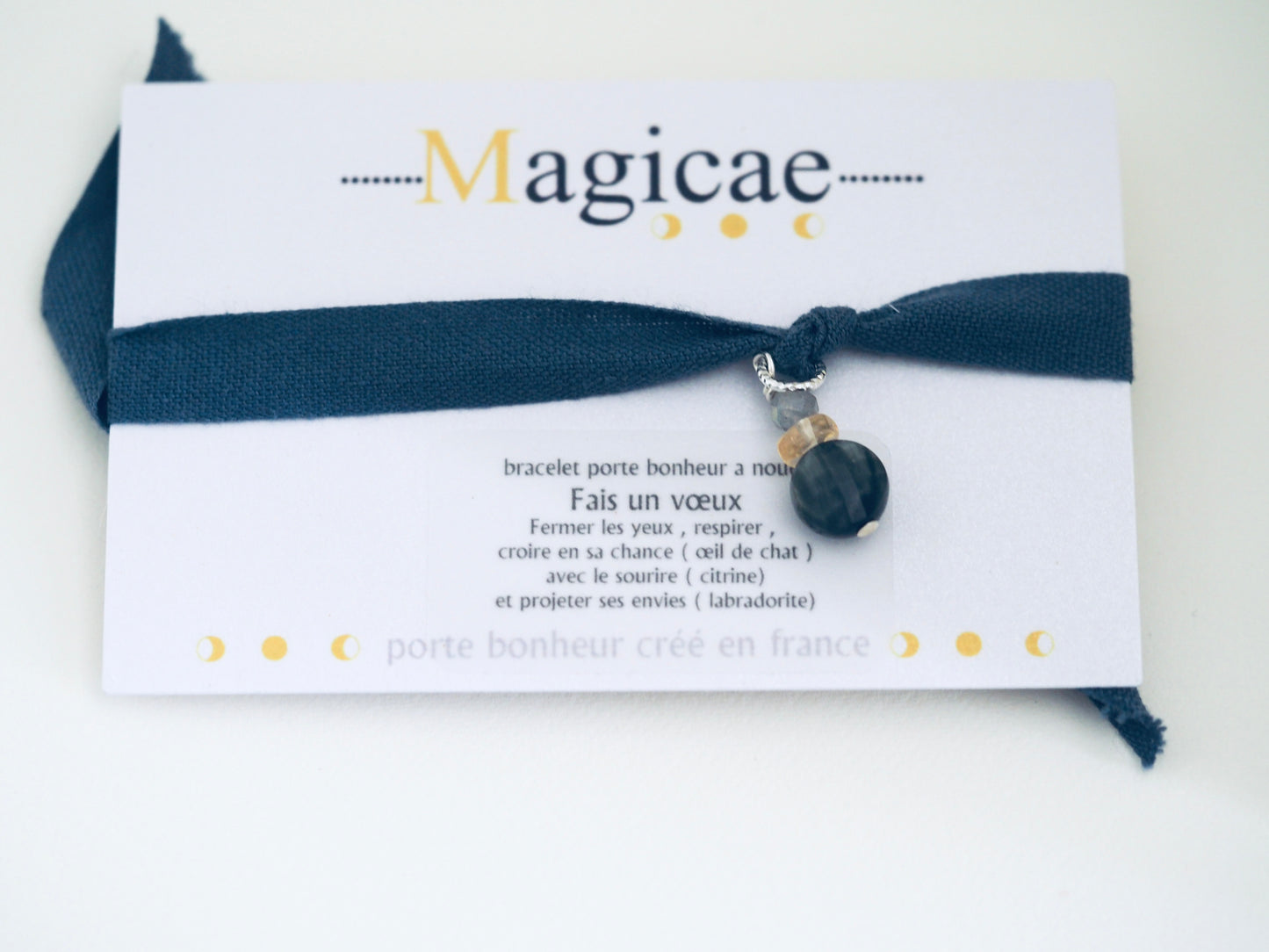 Bracelet porte bonheur a nouer fais un vœu - Magicae