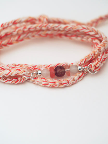 Bracelet porte bonheur a nouer 4 Tours BISOUS MAGIQUE