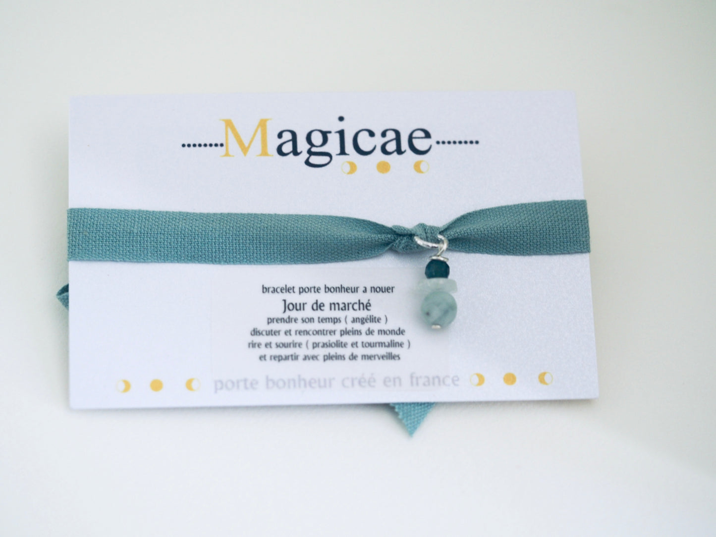 Bracelet porte bonheur a nouer JOUR DE MARCHÉ - Magicae