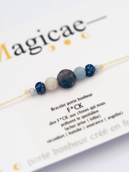 Bracelet porte bonheur . F*ck - Magicae